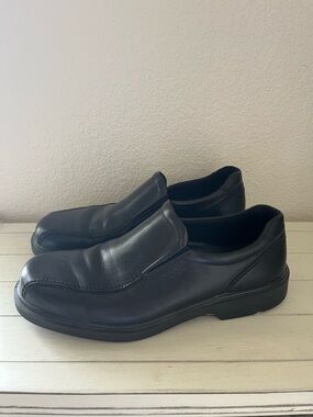 Ecco Men’s Black Leather Slip On Loafers Dress Shoes Size 43